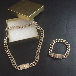 🌺Coach necklace and bracelet